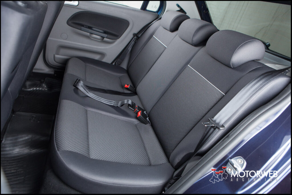 2016-11-test-volkswagen-gol-highline-motorweb-argentina-099