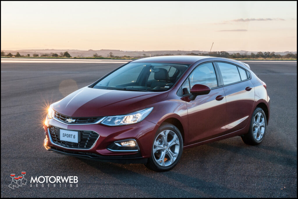 mwa_nuevo-chevrolet-cruze-hatch-foto-1