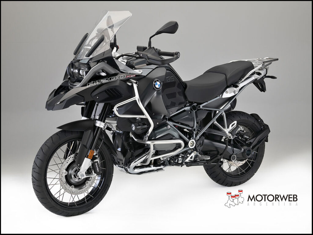 Se viene la moto BMW híbrida y con tracción en las dos ruedas - Motorweb  Argentina