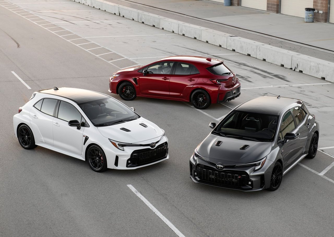 Toyota Corolla 2026: promete 2100 kms de autonomía